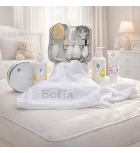 Kosmetický set a personalizovaná mušelínová plenka | Elegantní dárek pro miminko