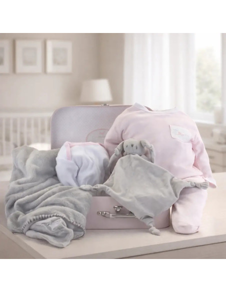 Dárkový set: deka se jménem, pyžamo a body | Praktický dárek pro novorozence